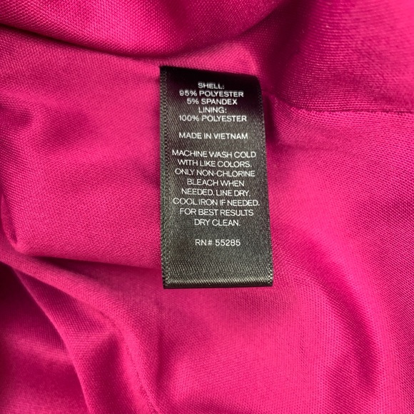 Express‎ Off the Shoulder Crop Top Fuchsia - Picture 8 of 8